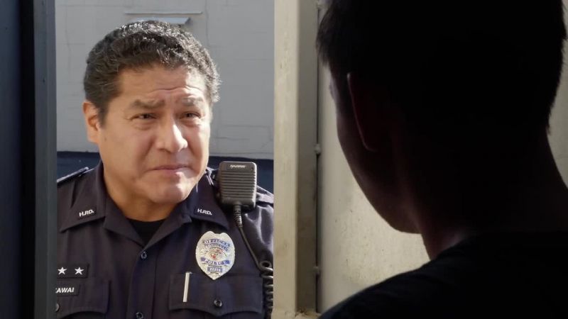 Can I help you, Officer?