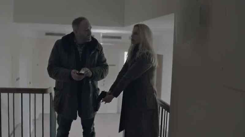 Can I take your gun? -You can't carry arms