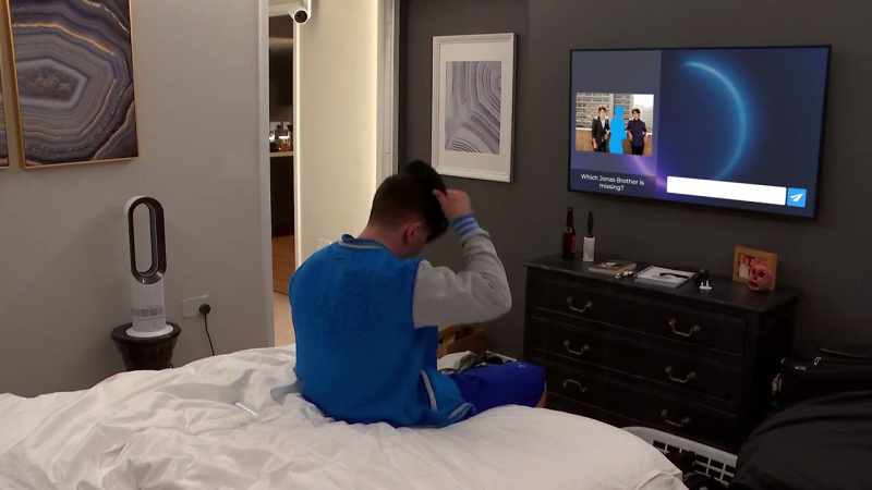 Can Joey keep up with the Jonases?