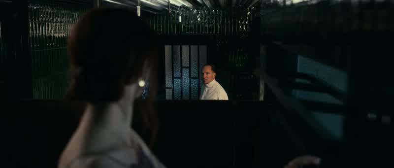 You shouldn't be in here