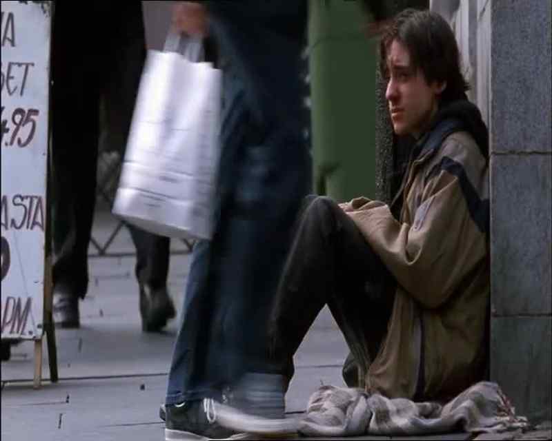 Can you spare some change, please, sir?