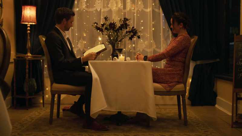 Candlelight, white table cloth, overpriced wine