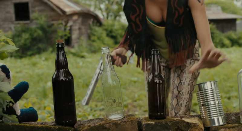 (cans and bottles clink)