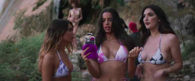�� Can't pretend that I ain't got a body ♪