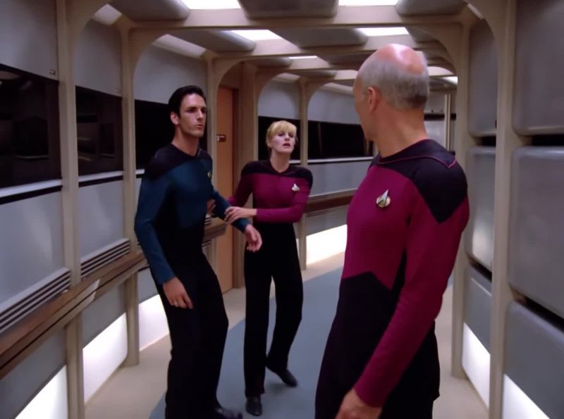Captain! We need your help!