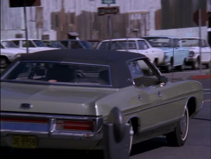 Car 4, come in. -CAR 4