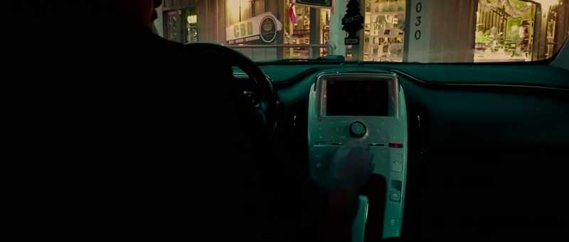 (car dinging)