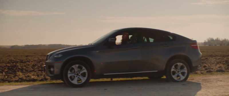 (car dinging)