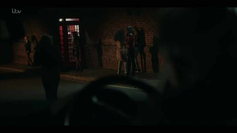 CAR DOOR CLOSES