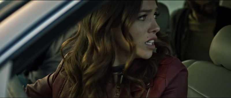 (car engine roaring)