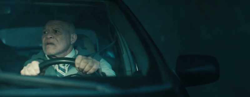 (Car honking)