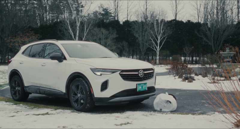 [car rumbling]
