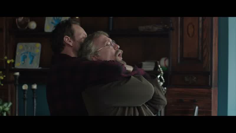 Carl! In here! I got you!