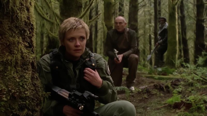 Carter, hook up with Teal'c at his position. Secure the area