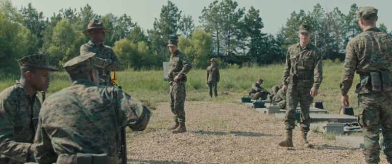 Castro, mind your business. - Aye, squad leader
