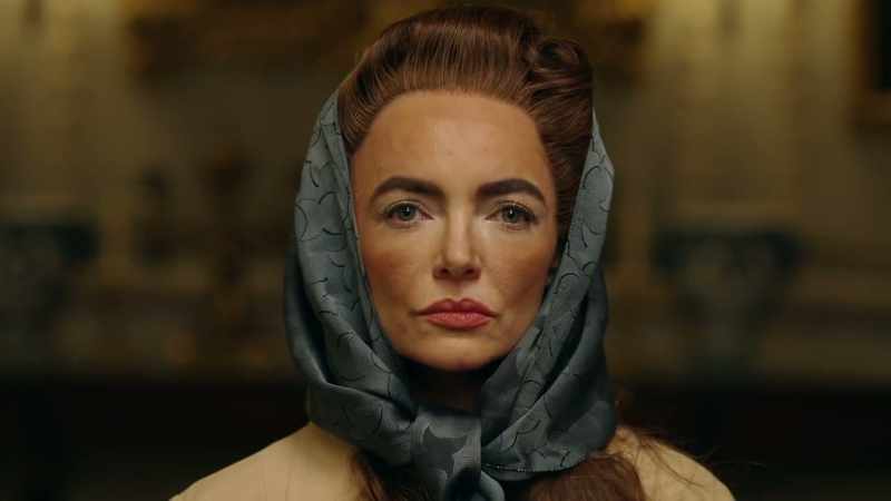 [Cate] The eyebrow shape is very distinctive of 2021