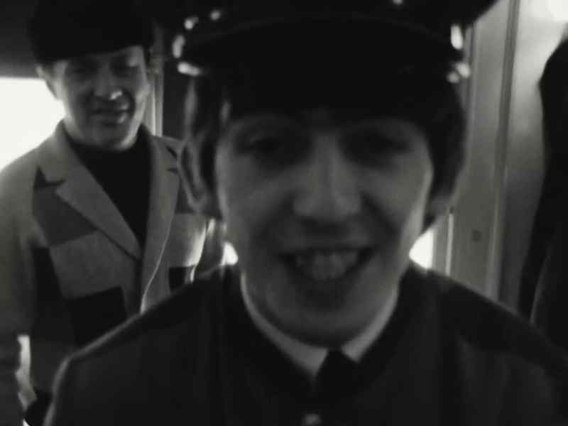 �� 'Cause, baby, it's you ♪