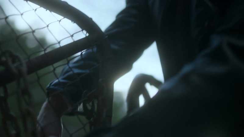 (chain clanking)