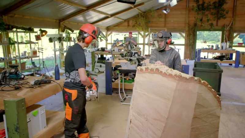 CHAINSAW ENGAGES