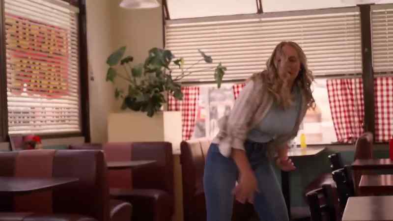[charlie] run!