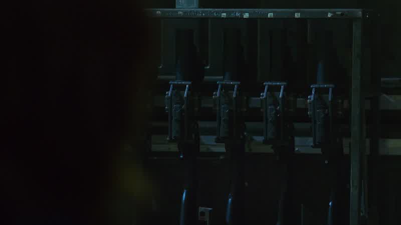 Charlie: The gun