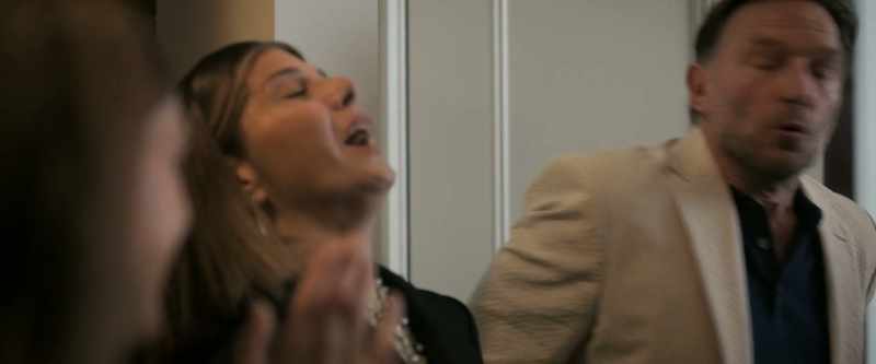 [cheering] - [auctioneer] £250 million