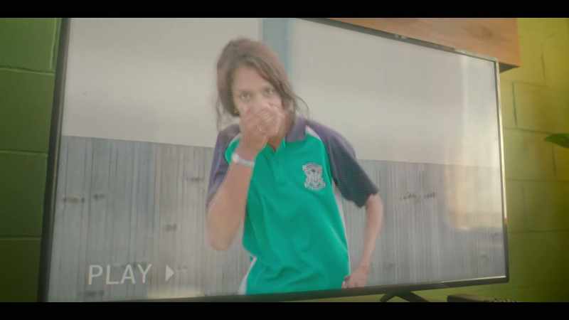 (CHEERING)