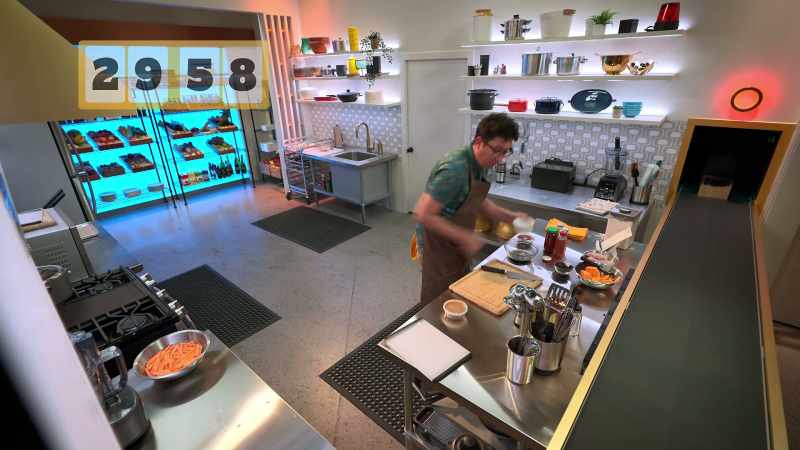 CHEFFY (on speaker): Chefs, 30 minutes remain