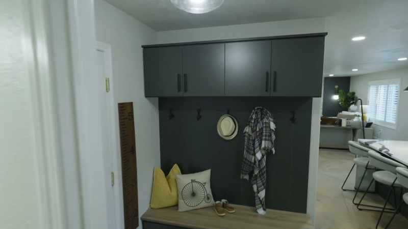 [Chelsea] Check out your new mudroom lockers