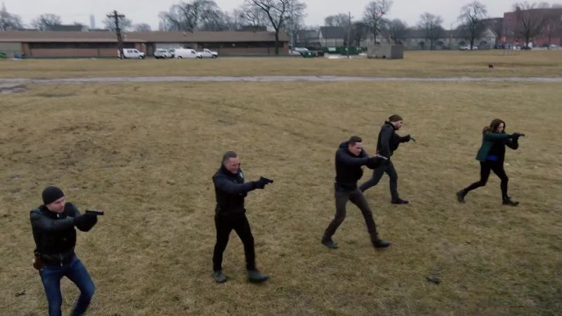 Chicago PD, step away from the van