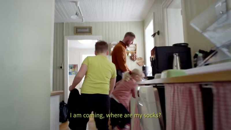 (children speak foreign language)