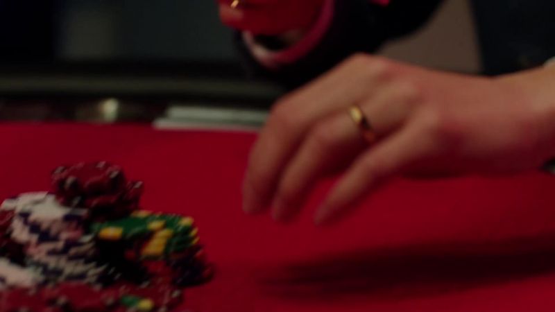 [ Chips clink ]