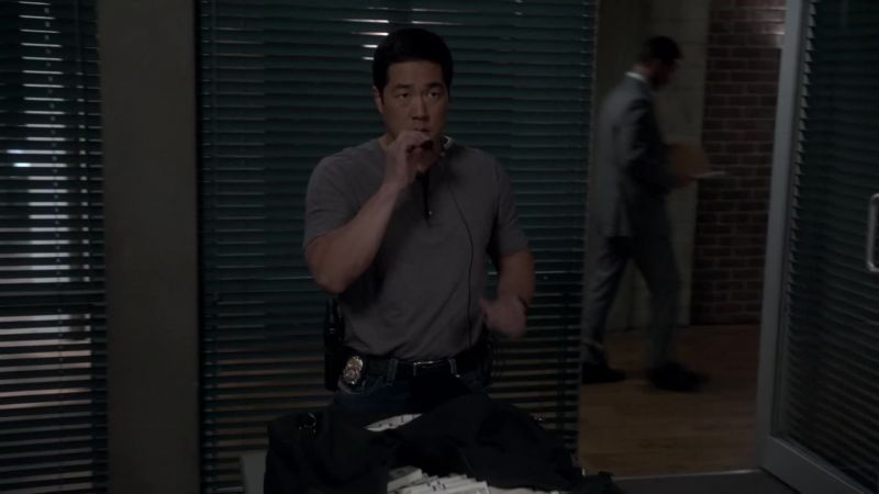 (Cho) It's a very sensitive mic