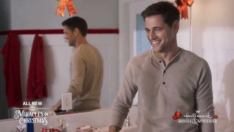 [CHRISTMAS JINGLE PLAYING]