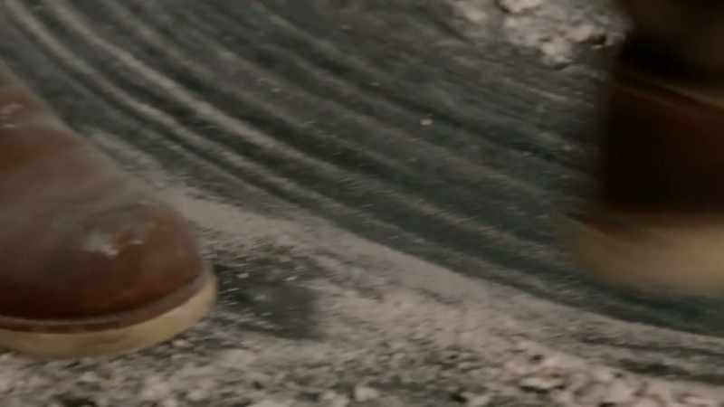 [chuckles] Raining rat droppings. -[Bryan] Disgusting