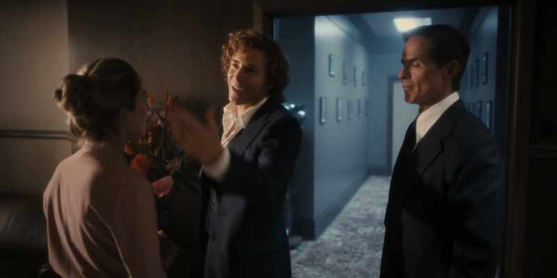 [chuckles] What are you talking about? He's right there. Hey, wake him up! Hey!