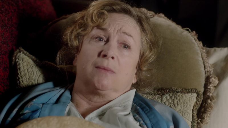 Chummy? Will you help me to organise some sheets?