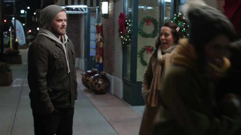 (Clara laughs)