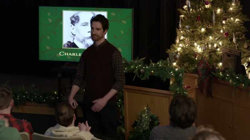 (class applauding)