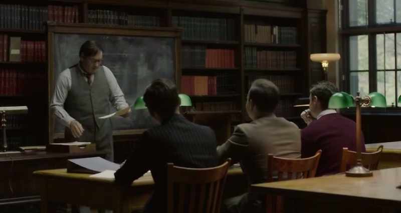 (class sniggering)