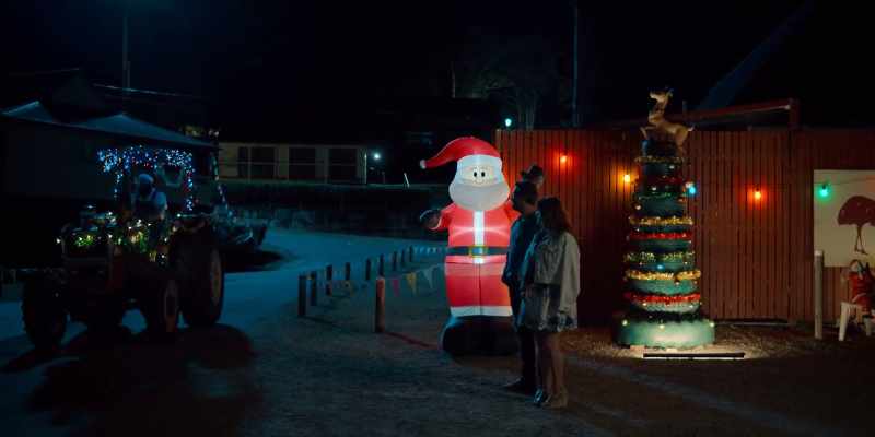 CLEMENTINE: 'Twas the night before Christmas