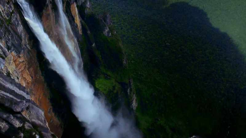 climbing-angel-falls-is-very-dangerous