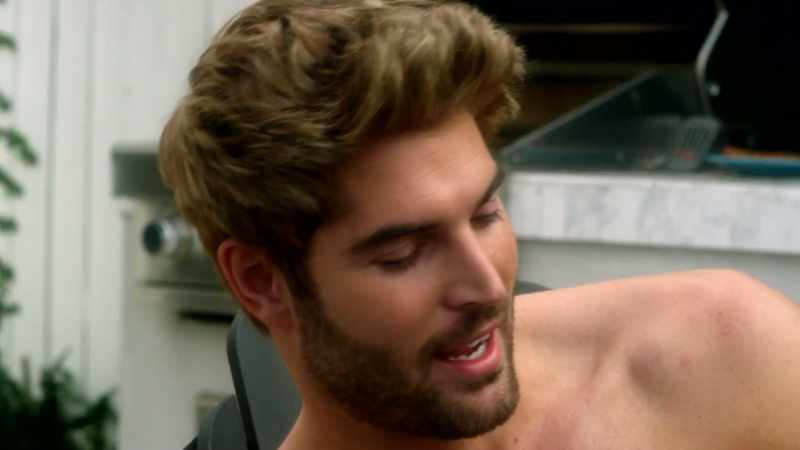 clip-tt7913934-s0e0