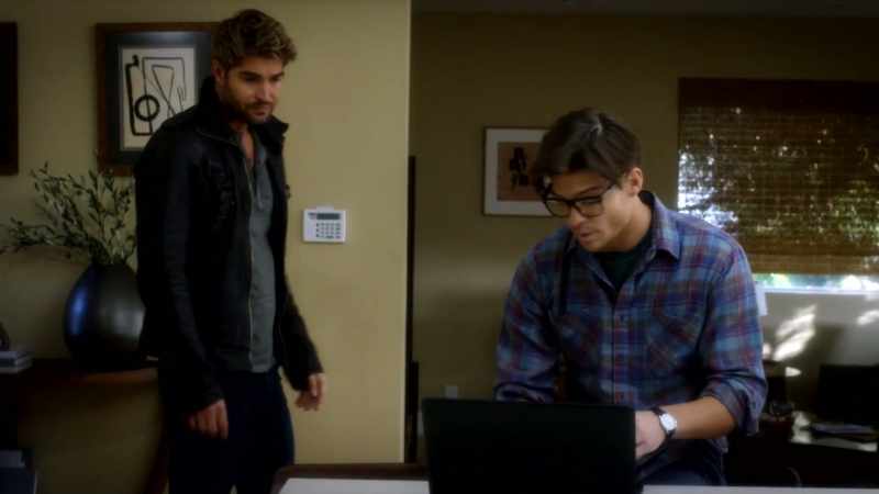 clip-tt7913934-s0e0