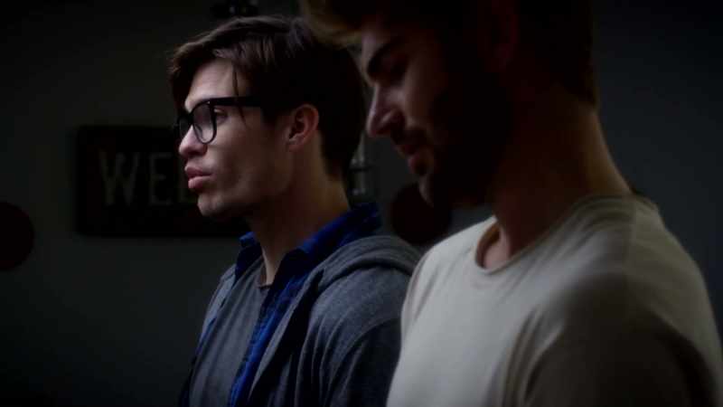 clip-tt7913934-s0e0