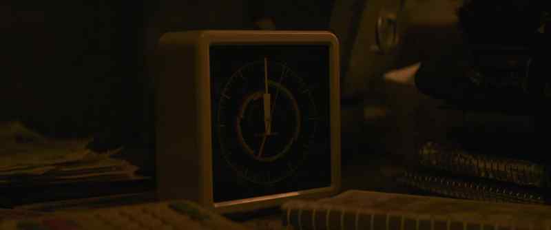 [clock ticking] - [indistinct chatter]