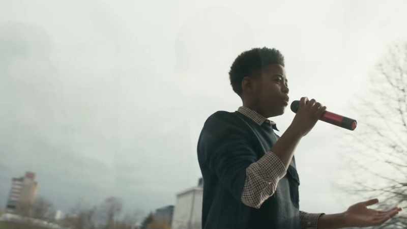 �� Close by me forever