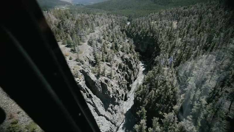 Close to the creek, there are ways down
