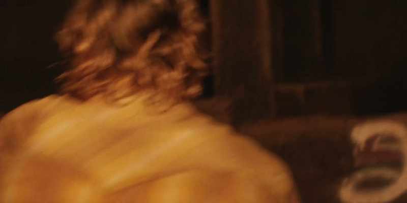C'mon. C'mon. -[horse grunting]