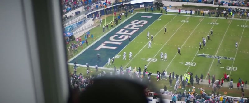[coach] Touchdown. Touchdown. Yes, sir! Yes, sir!